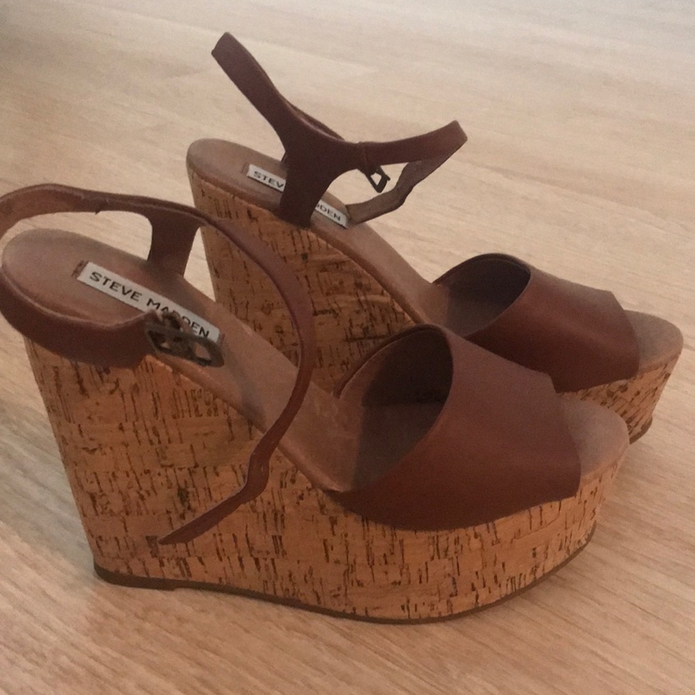 Steve Madden wedges